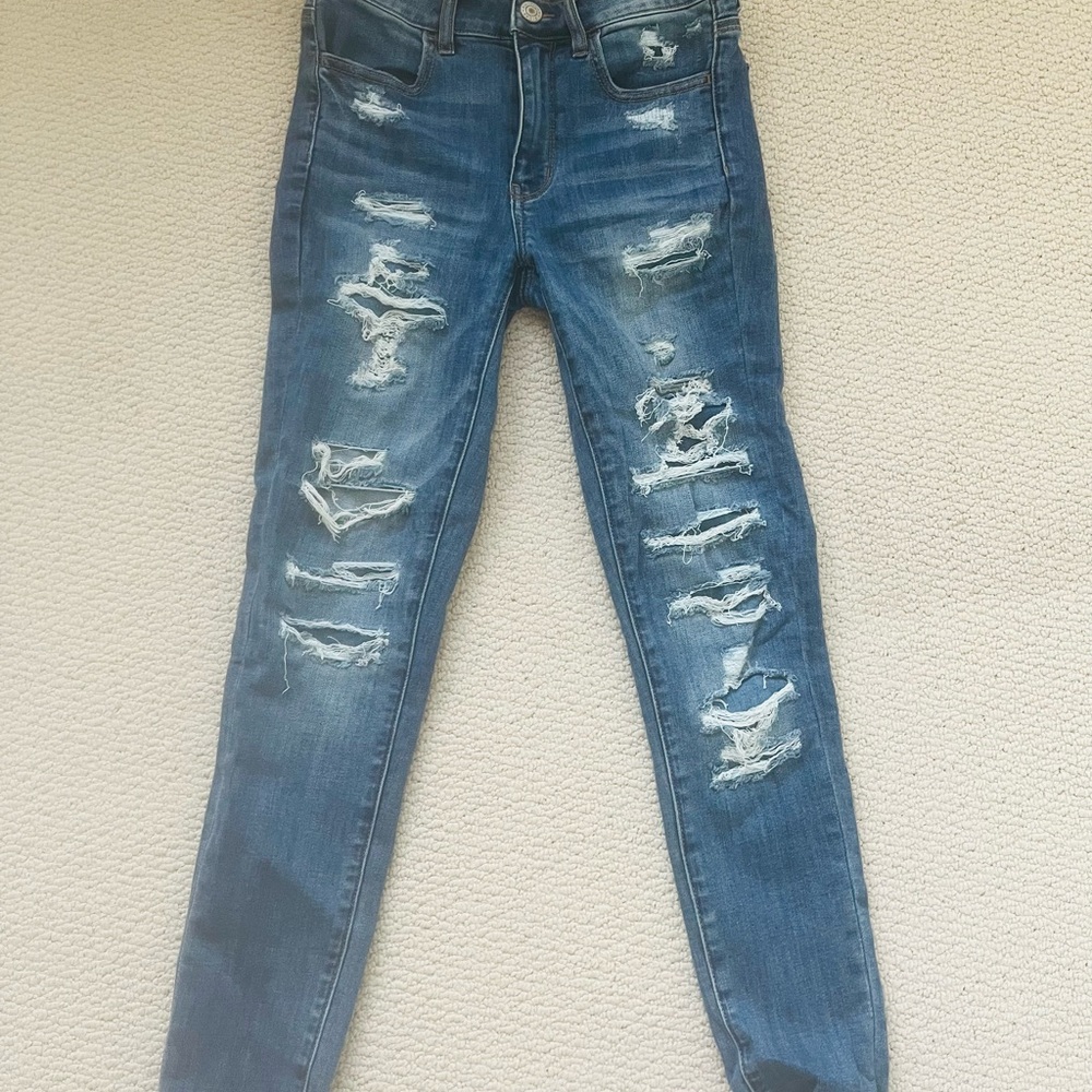 American Eagle skinny distressed jean